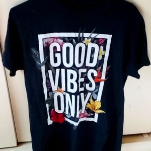 I'm selling a good vibes only shirt